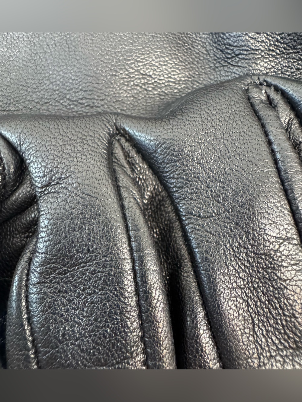 Hermes Black Lambskin Leather Clochette Lock Gloves - Picture 6 of 14